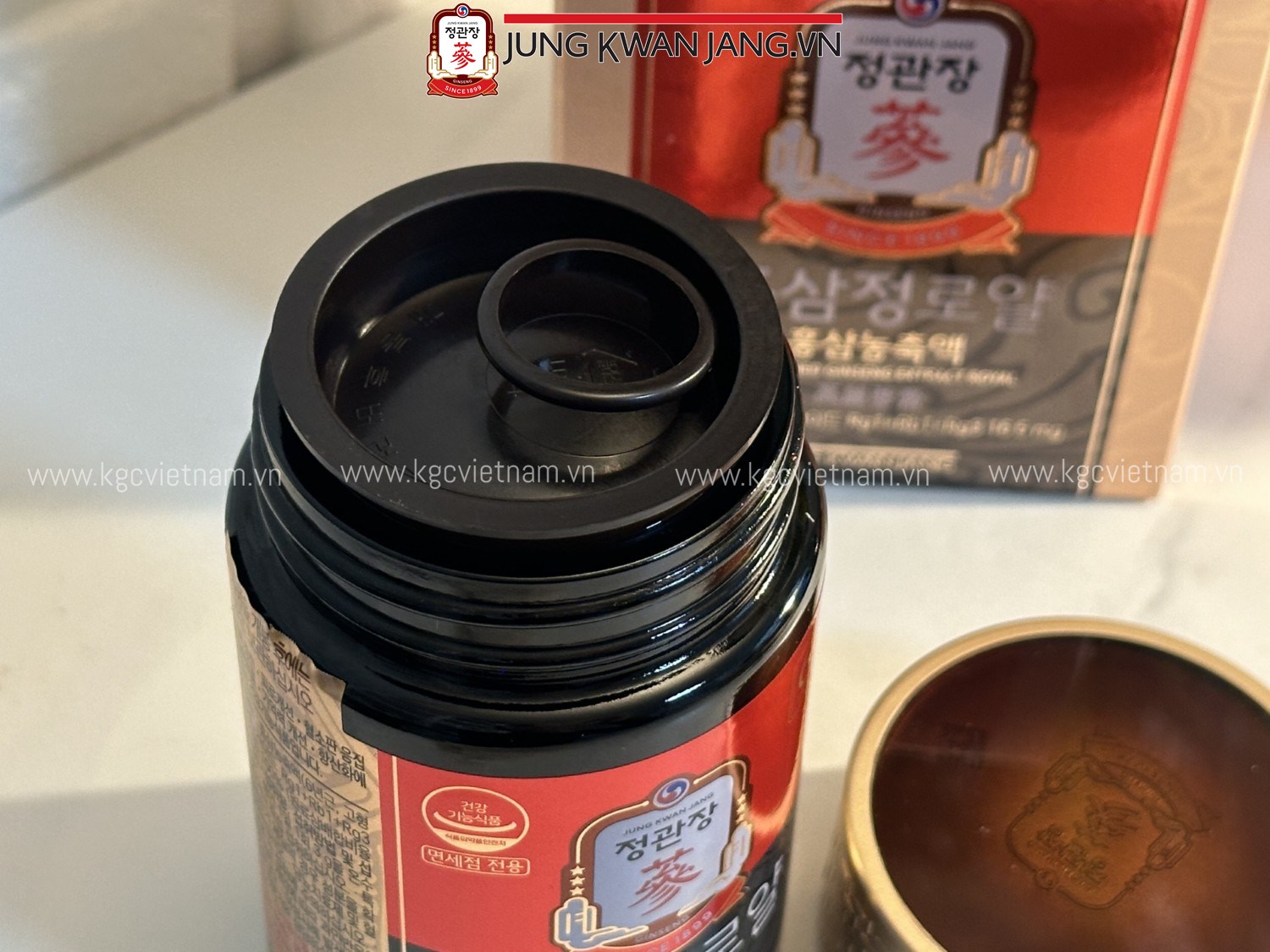 Cao hồng sâm Cheong Kwan Jang Royal 240g ✅ cheong kwan jang ✅ kgc 